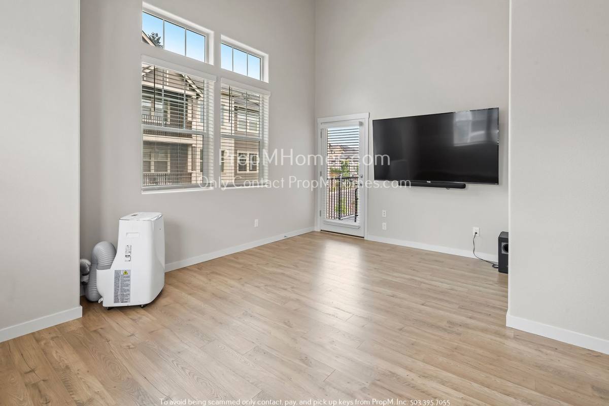 Apartment for rent at 17149 SW Snowdale St, Beaverton, OR 97007