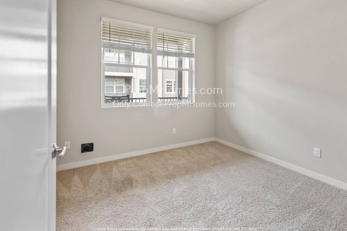 Apartment for rent at 17149 SW Snowdale St, Beaverton, OR 97007