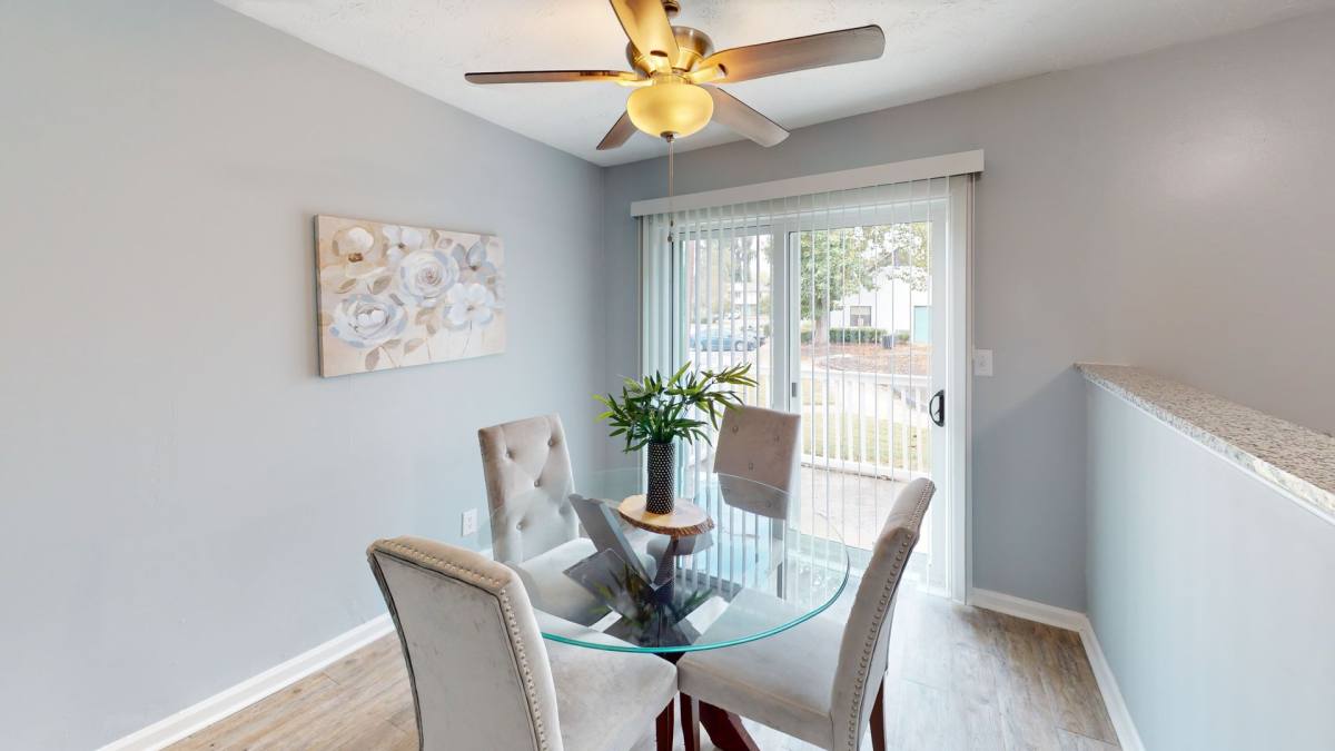 Apartment for rent at 2800 Camp Creek Parkway, Atlanta, GA 30337