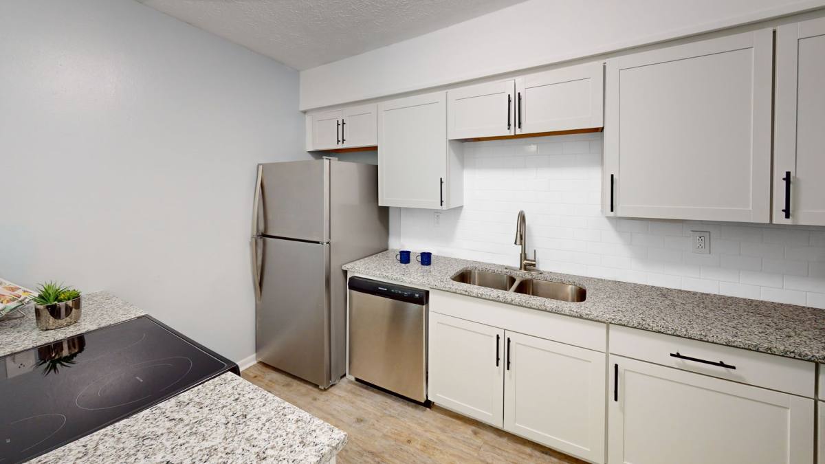 Apartment for rent at 2800 Camp Creek Parkway, Atlanta, GA 30337