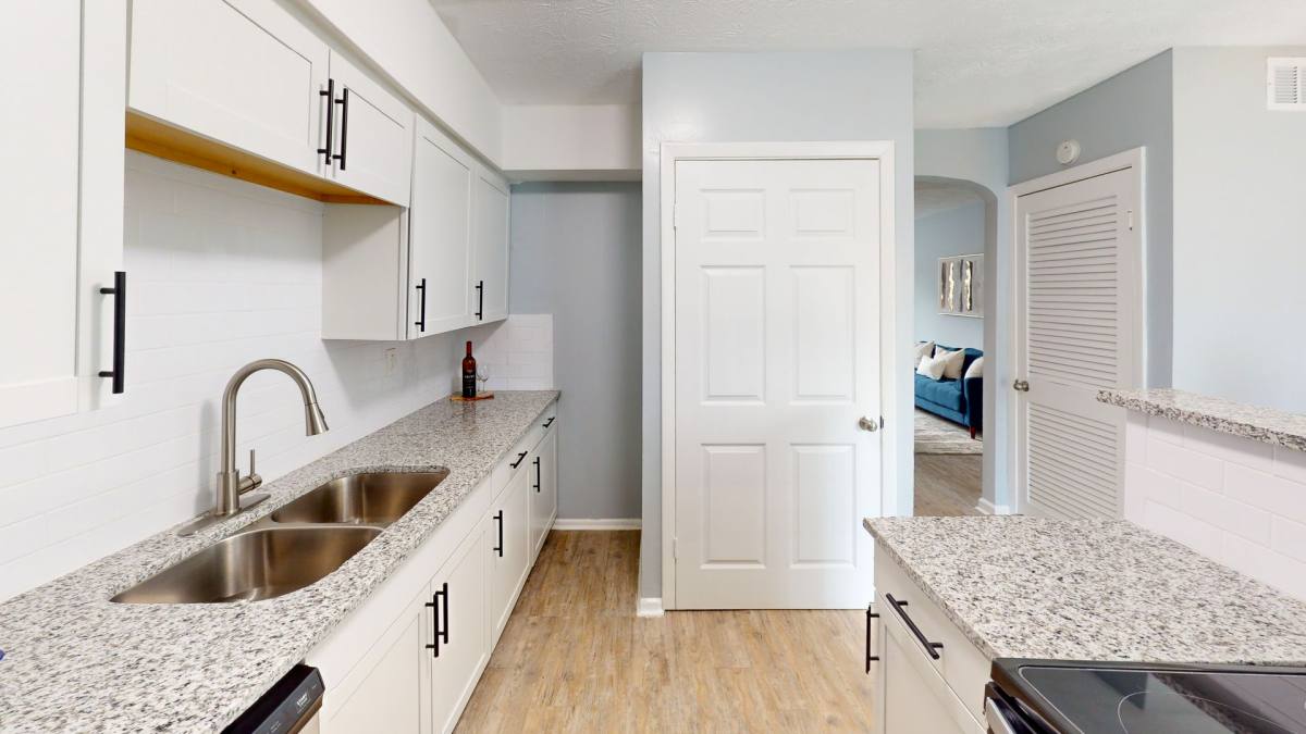 Apartment for rent at 2800 Camp Creek Parkway, Atlanta, GA 30337