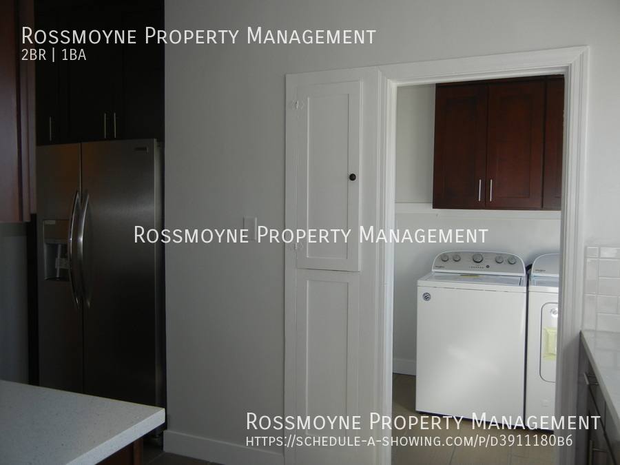 Apartment for rent at 516 E Palmer Ave #A, Glendale, CA 91205