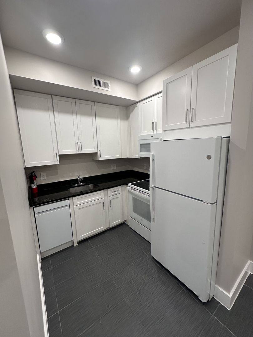 Apartment for rent at 721 16th St NE, Washington, DC 20002