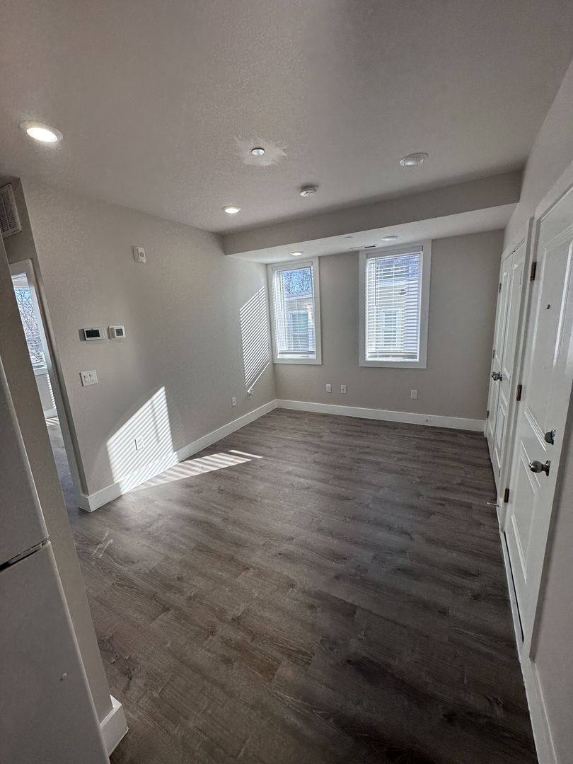 Apartment for rent at 721 16th St NE, Washington, DC 20002