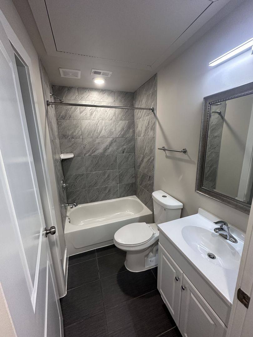 Apartment for rent at 721 16th St NE, Washington, DC 20002