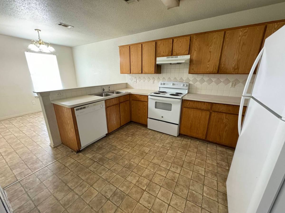 Apartment for rent at 1509 Dugger Circle, Killeen, TX 76543