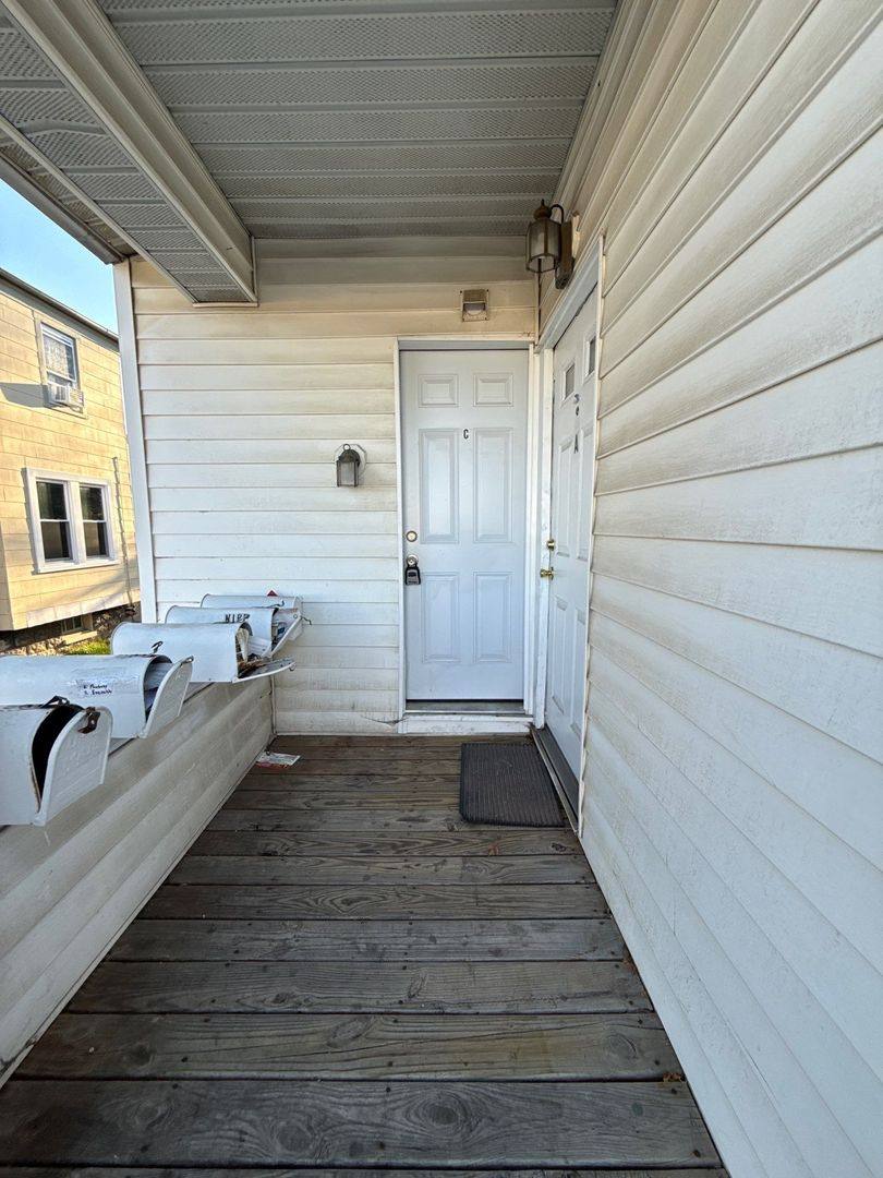 Apartment for rent at 1309 Linden Ave, Halethorpe, MD 21227