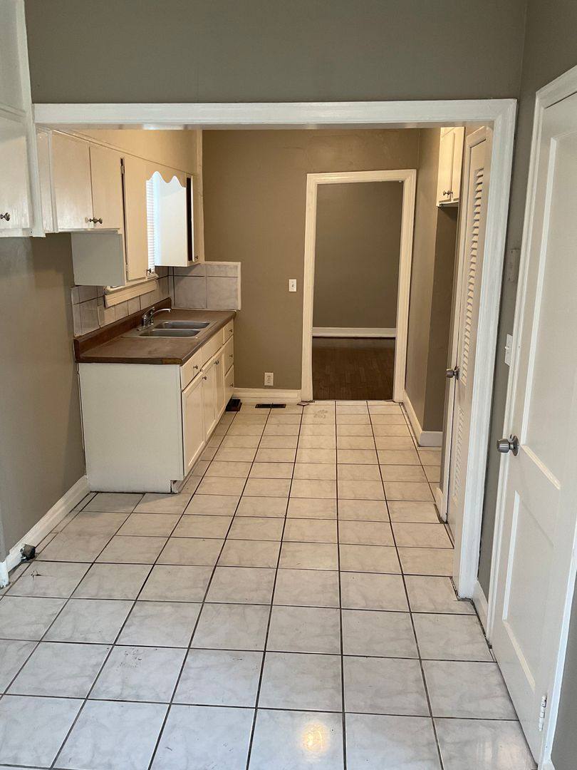 House for rent at 920 47th St, Birmingham, AL 35208
