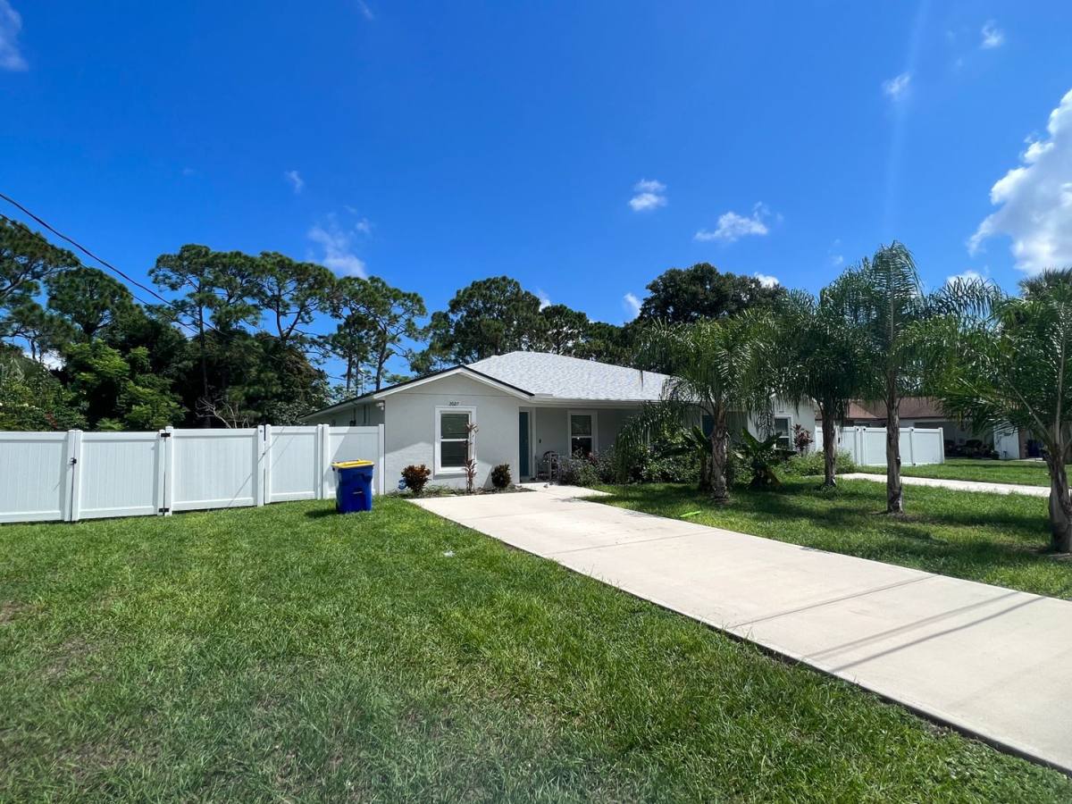 Apartment for rent at 2027 2029 Guava Dr, Edgewater, FL 32141