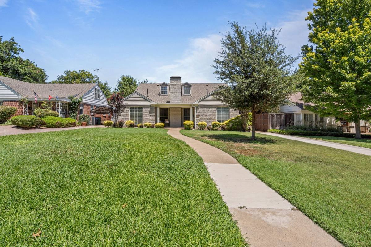 House for rent at 3518 Westcliff Rd S, Fort Worth, TX 76109