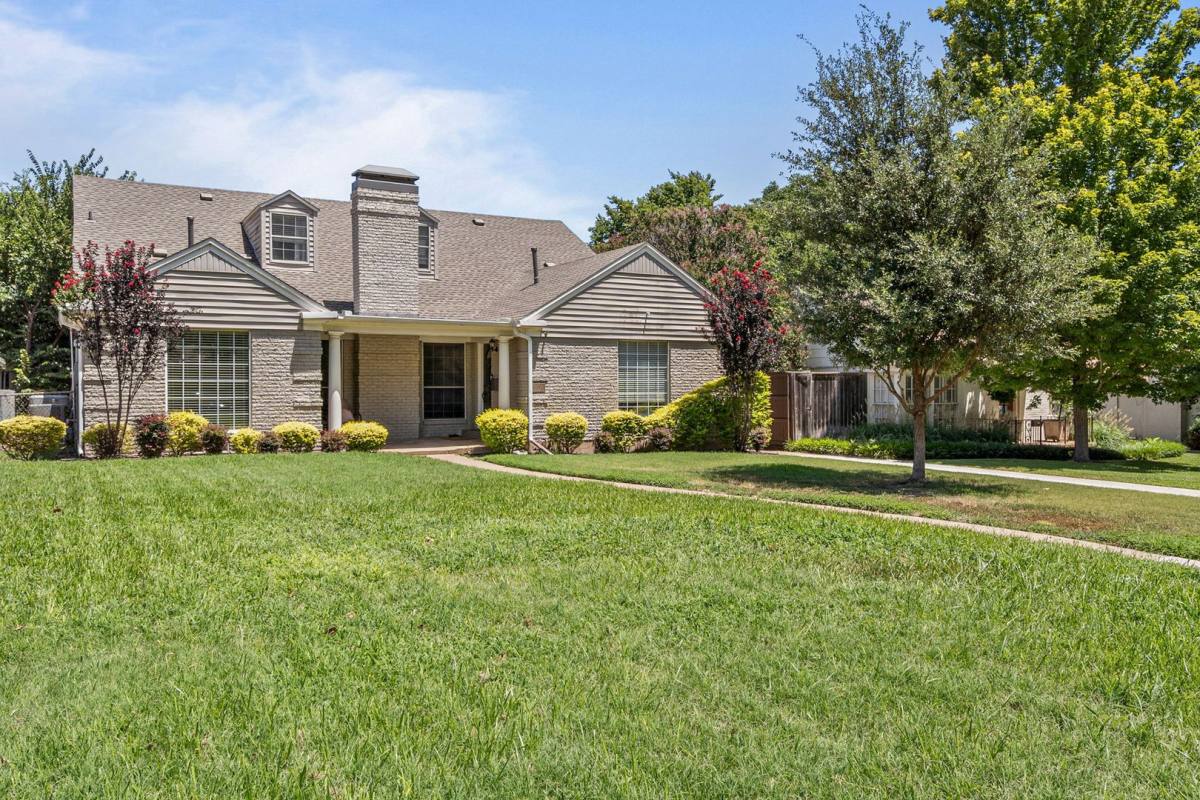 House for rent at 3518 Westcliff Rd S, Fort Worth, TX 76109