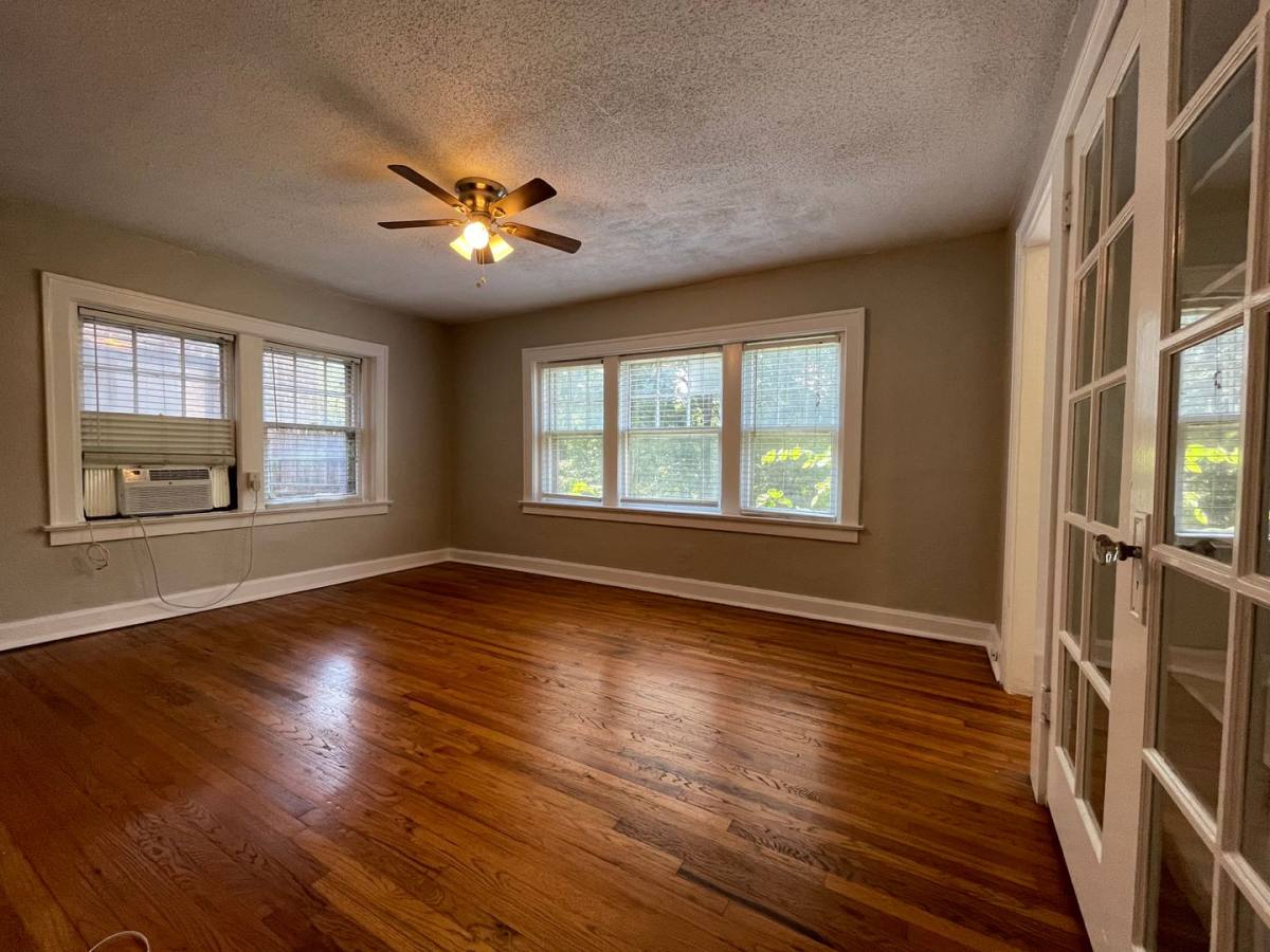 Apartment for rent at 1301-21 Valentine Road, 3801-07 Terrace St, Kansas City, MO 64111