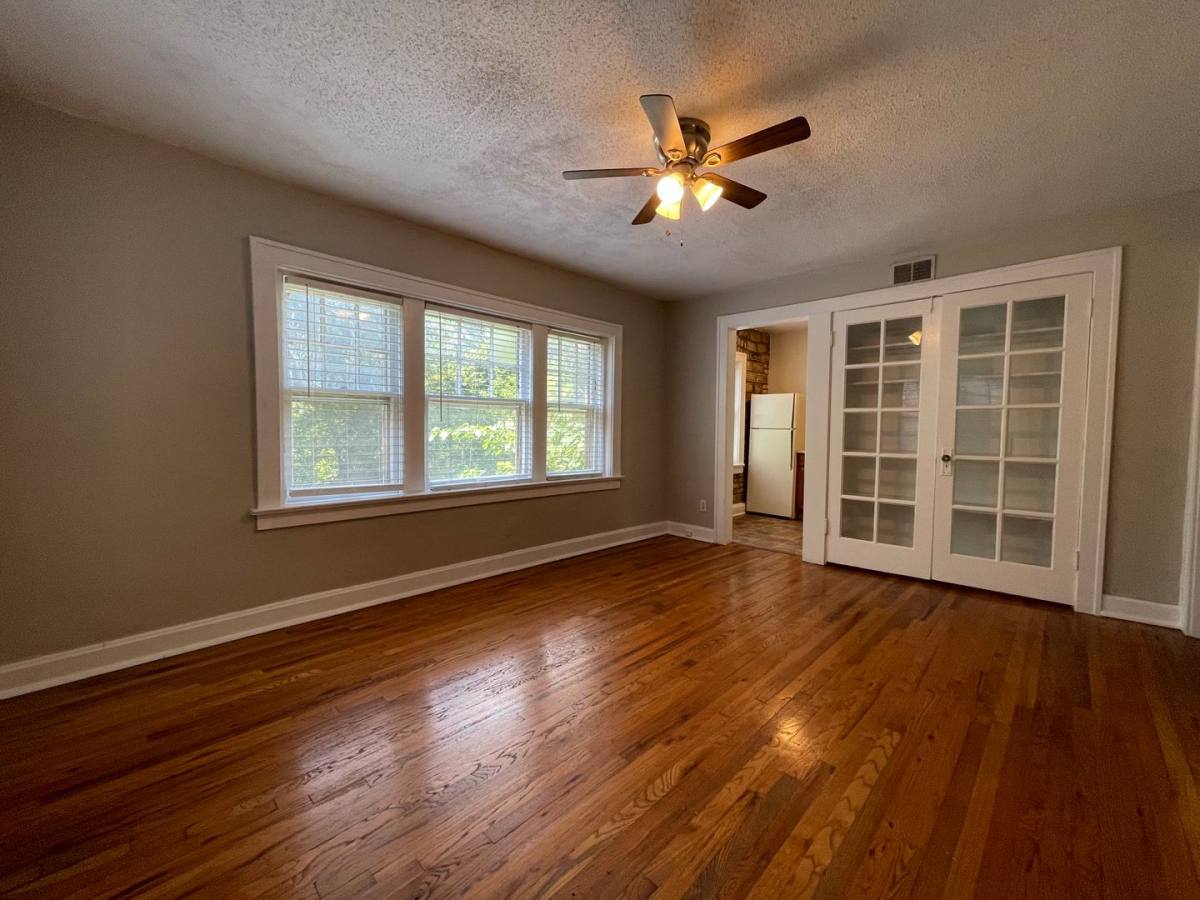Apartment for rent at 1301-21 Valentine Road, 3801-07 Terrace St, Kansas City, MO 64111