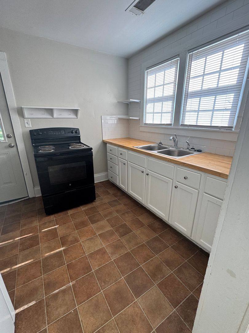 House for rent at 1526 Heath St, Augusta, GA 30904