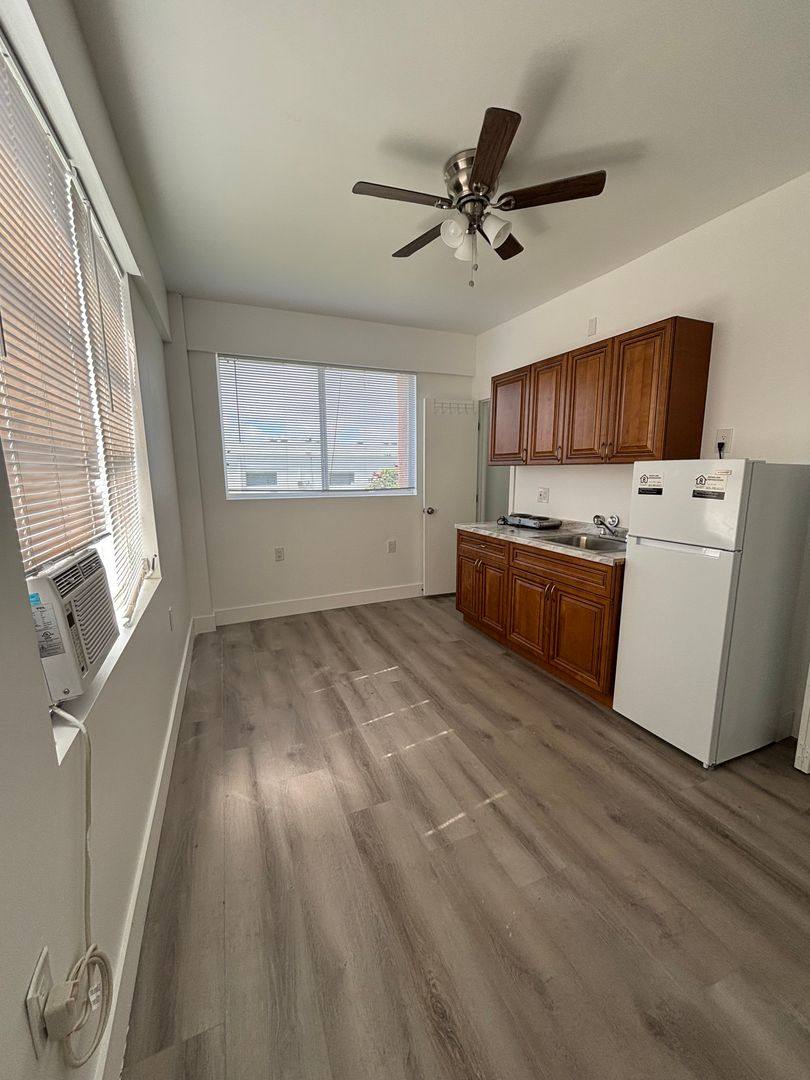 Apartment for rent at 1545 NW 1st St, Miami, FL 33125