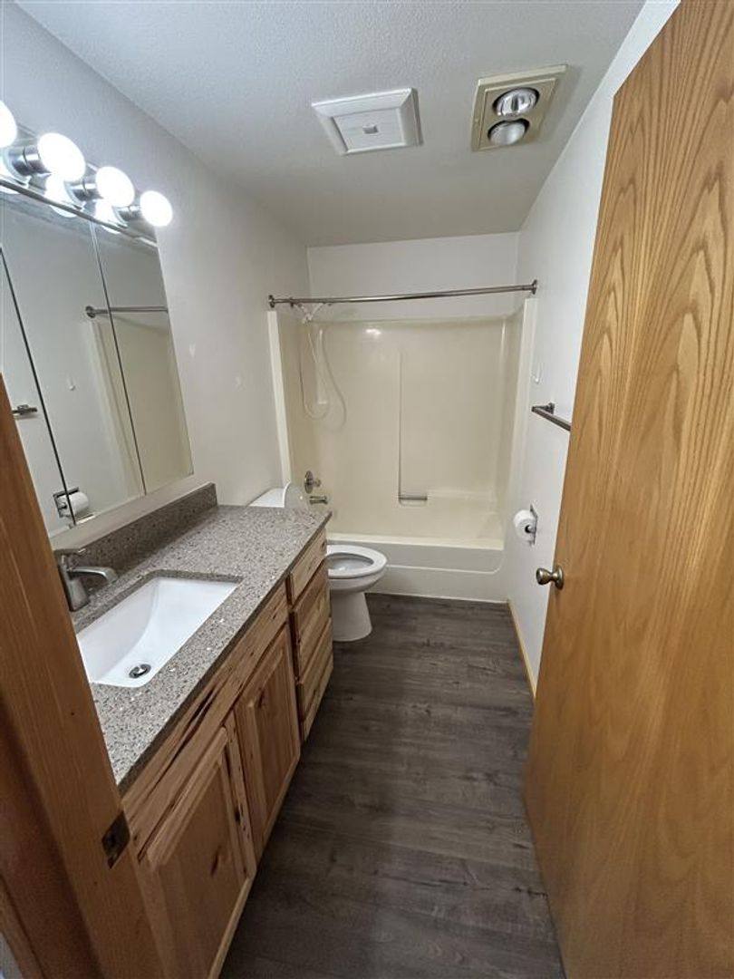 Apartment for rent at 550 Front St, Sumas, WA 98295