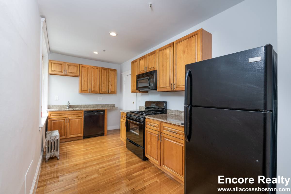 Apartment for rent at 286 Chestnut Hill Ave #25, Brighton, MA 02135