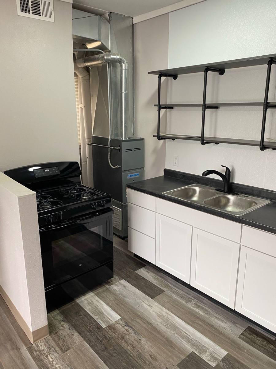 Apartment for rent at 301 21st St, Sioux City, IA 51104