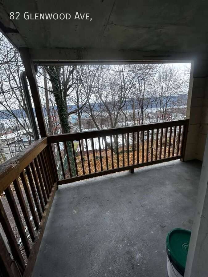 Apartment for rent at 82 Glenwood Ave, Yonkers, NY 10701