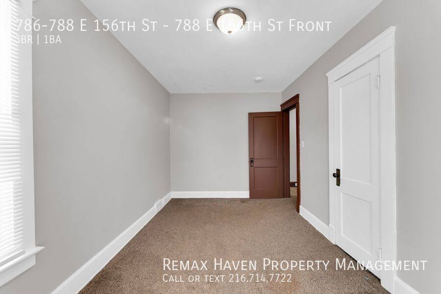 Apartment for rent at 786-788 E 156th St 788 Front, Cleveland, OH 44110