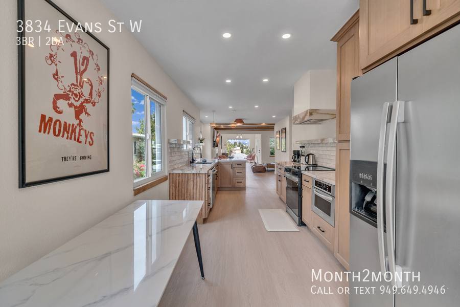 House for rent at 3834 Evans St W, Los Angeles, CA 90027