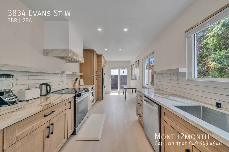 House for rent at 3834 Evans St W, Los Angeles, CA 90027