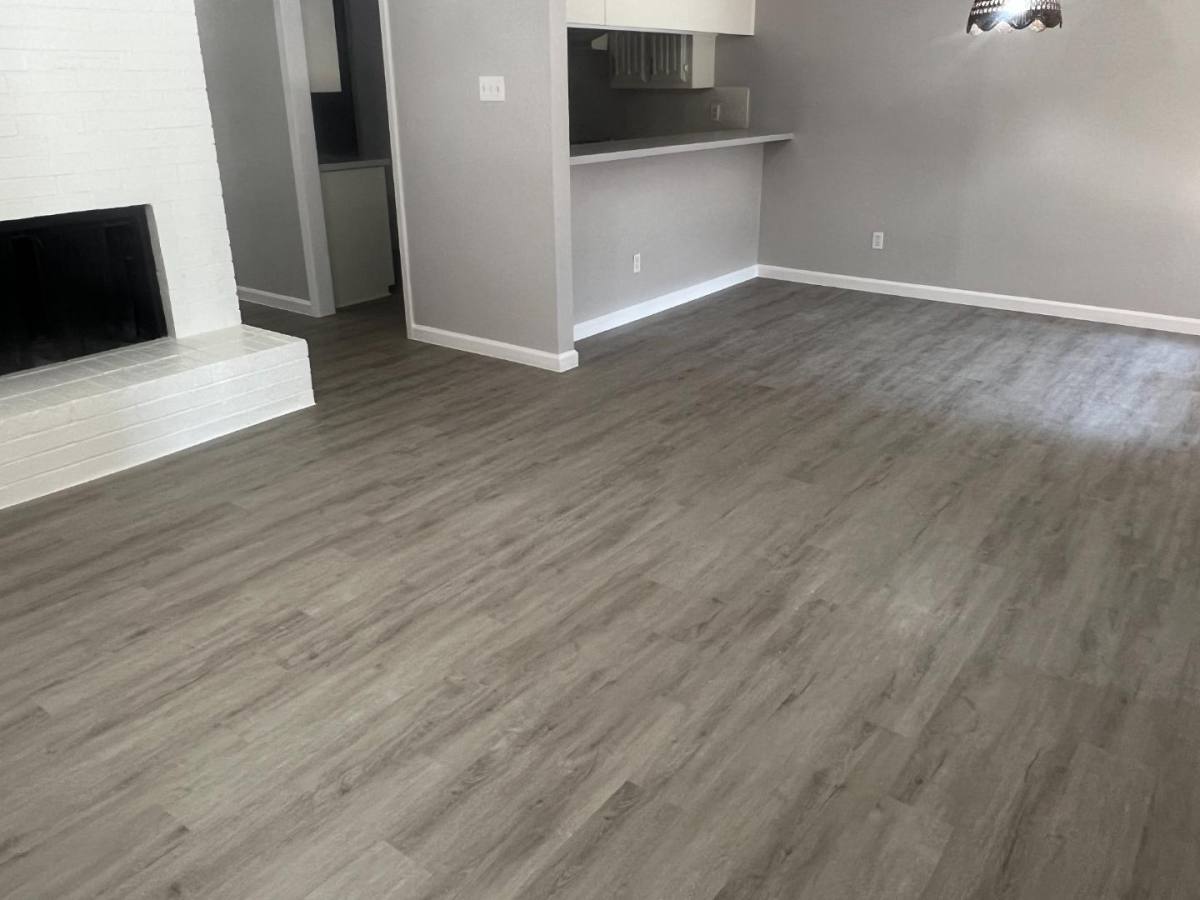 Apartment for rent at 119-121 Wildwood #119, Duncanville, TX 75137