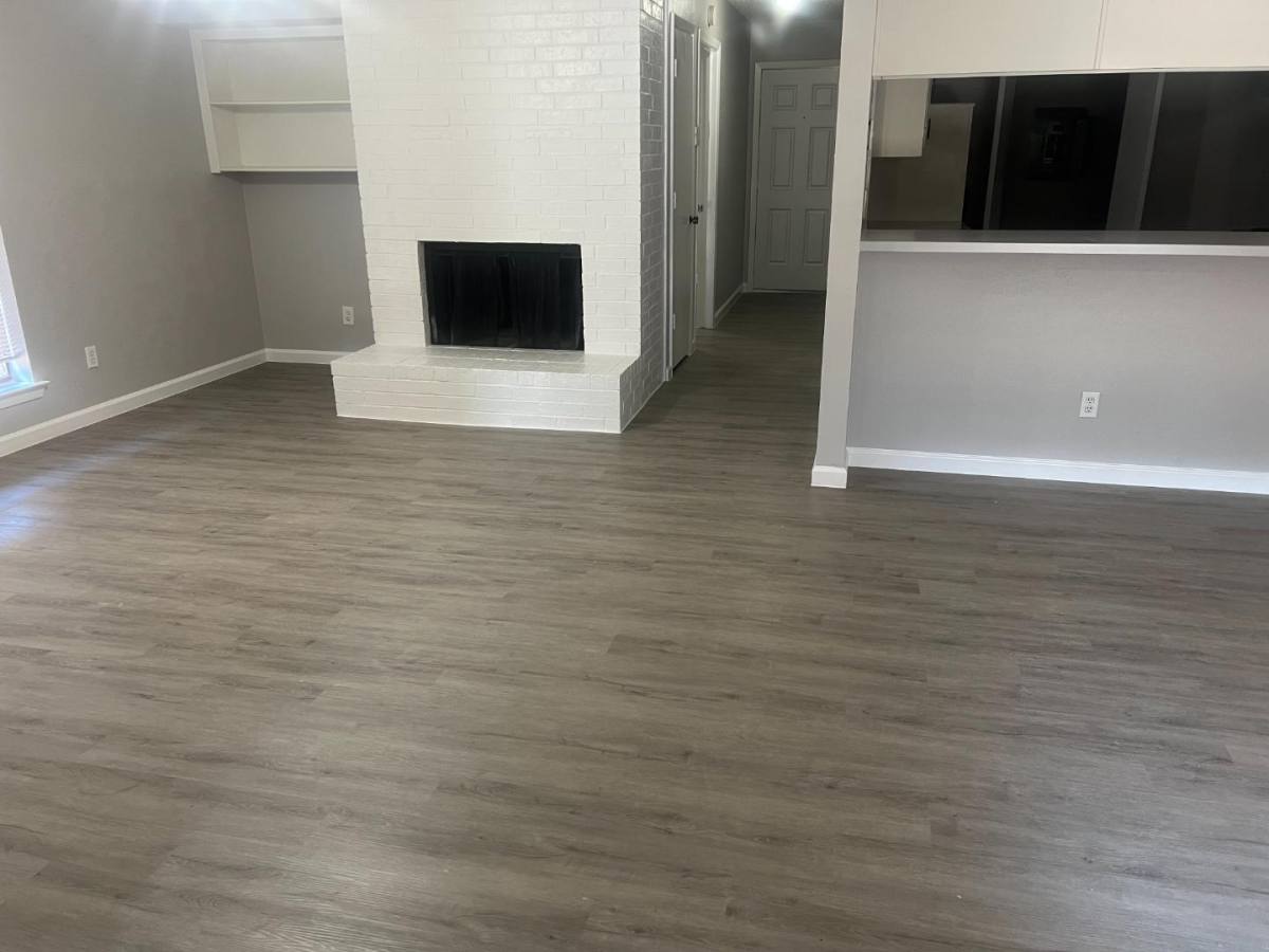Apartment for rent at 119-121 Wildwood #119, Duncanville, TX 75137