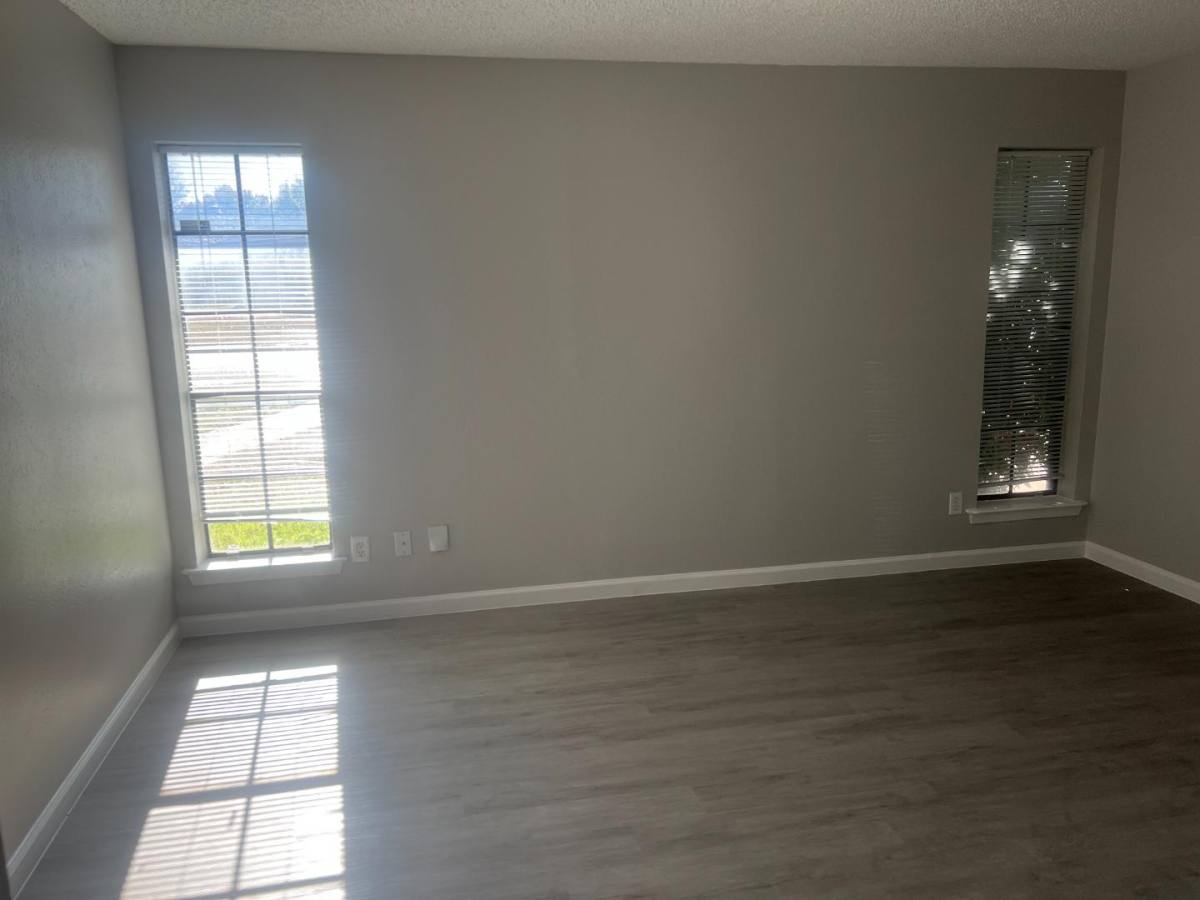 Apartment for rent at 119-121 Wildwood #119, Duncanville, TX 75137