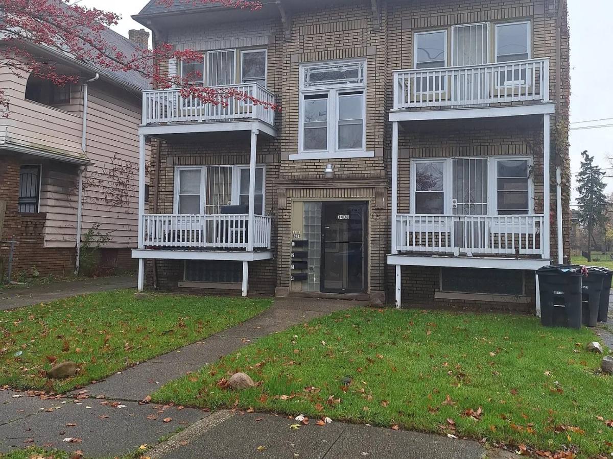Apartment for rent at 3438 E 140 #4, Cleveland, OH 44120