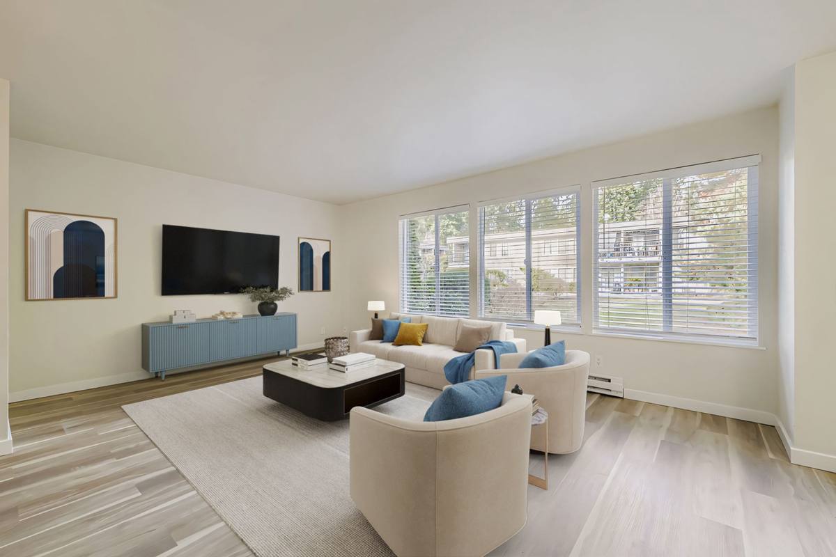 Apartment for rent at 5620-5624 183rd St SW, Lynnwood, WA 98037