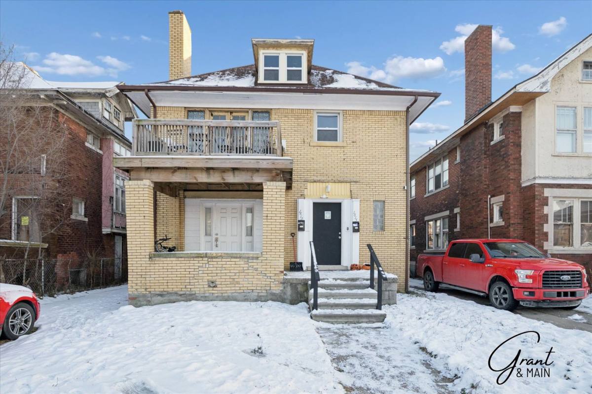 Apartment for rent at 1613 Virginia Park, Detroit, MI 48206