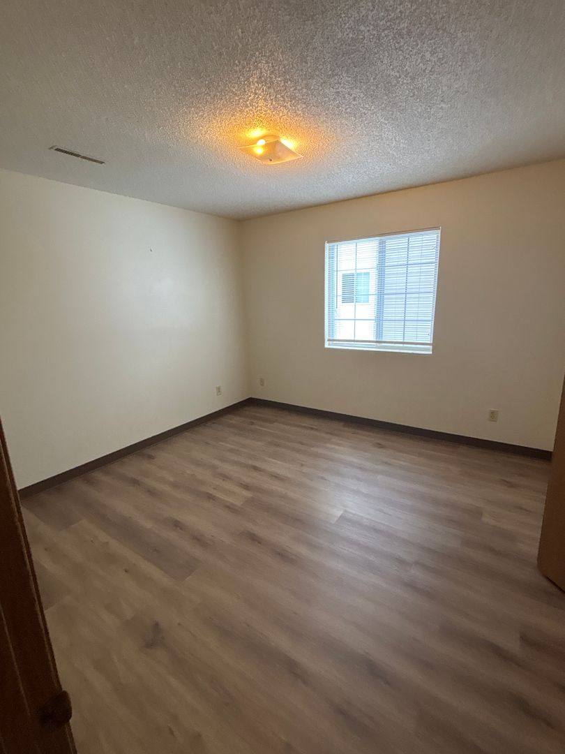 Apartment for rent at 2631 Lakeside Dr, Iowa City, IA 52240