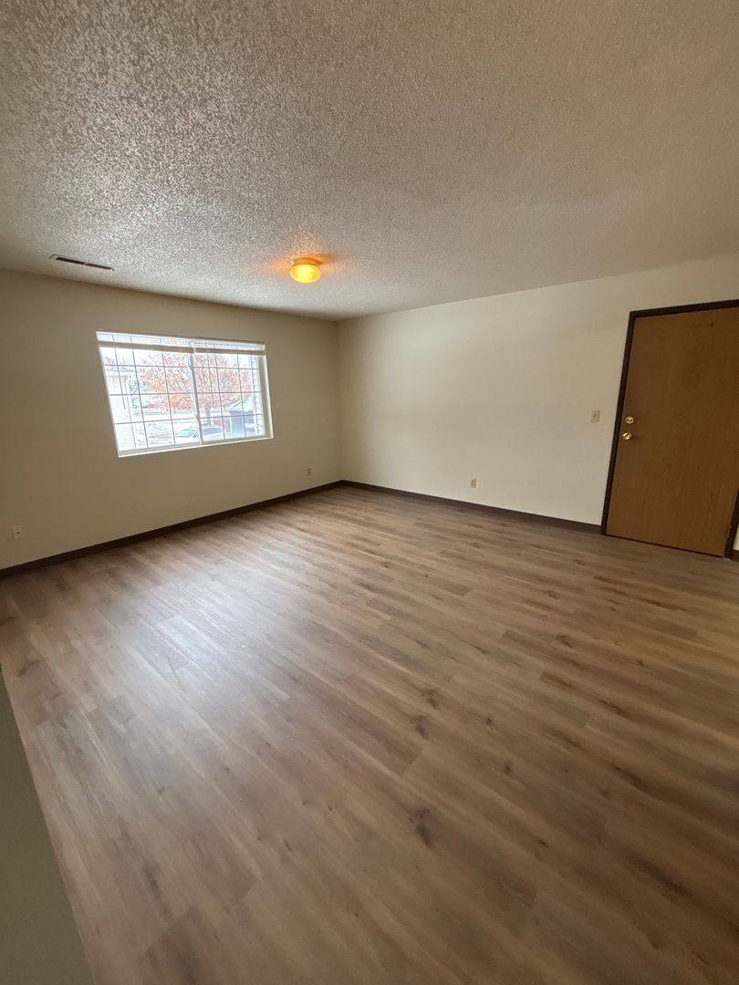 Apartment for rent at 2631 Lakeside Dr, Iowa City, IA 52240