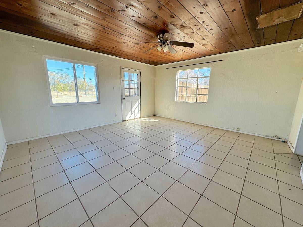 Apartment for rent at 8506 Winchester, El Paso, TX 79907