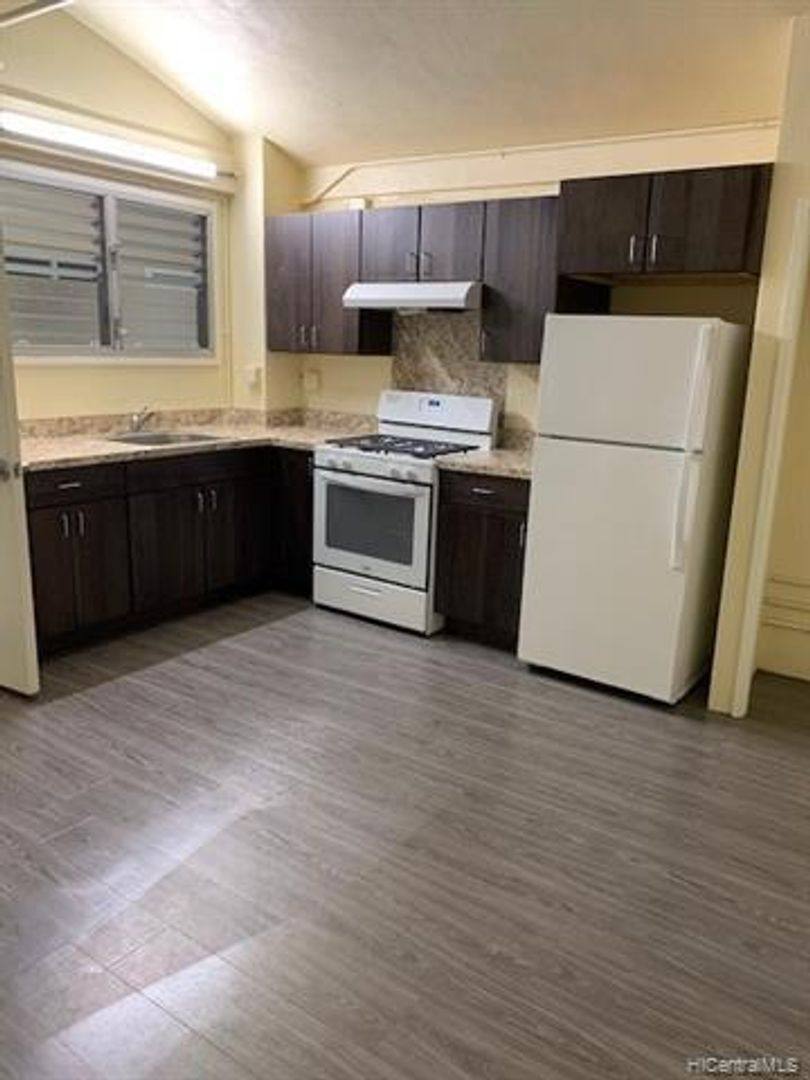 Apartment for rent at 98-020 Kamehameha Highway, Aiea, HI 96701