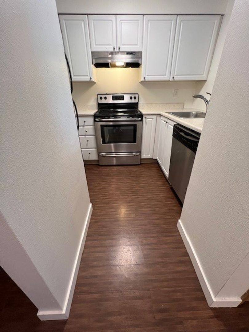 Apartment for rent at 10301 Greenwood Ave N, Seattle, WA 98133