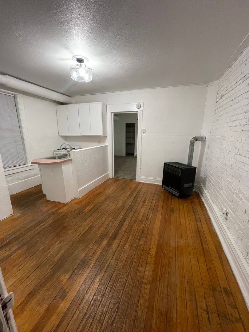 Apartment for rent at 2338 14th St, Boulder, CO 80302
