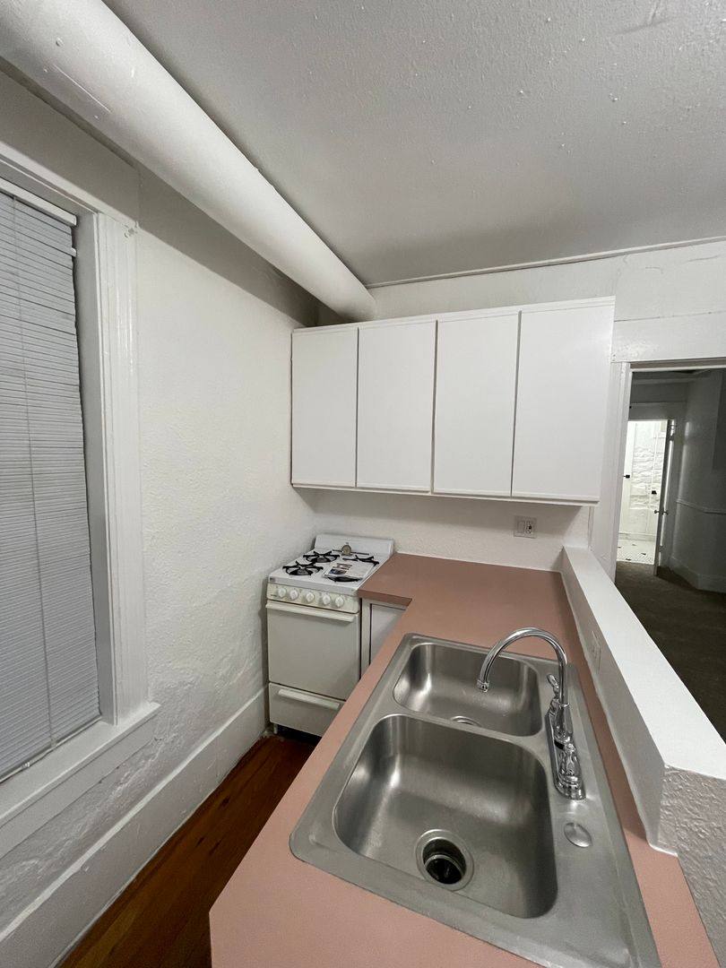 Apartment for rent at 2338 14th St, Boulder, CO 80302