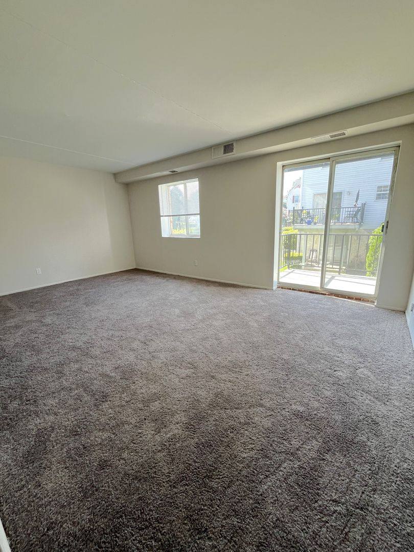 Apartment for rent at 100 Shadeland Ave, Drexel Hill, PA 19026
