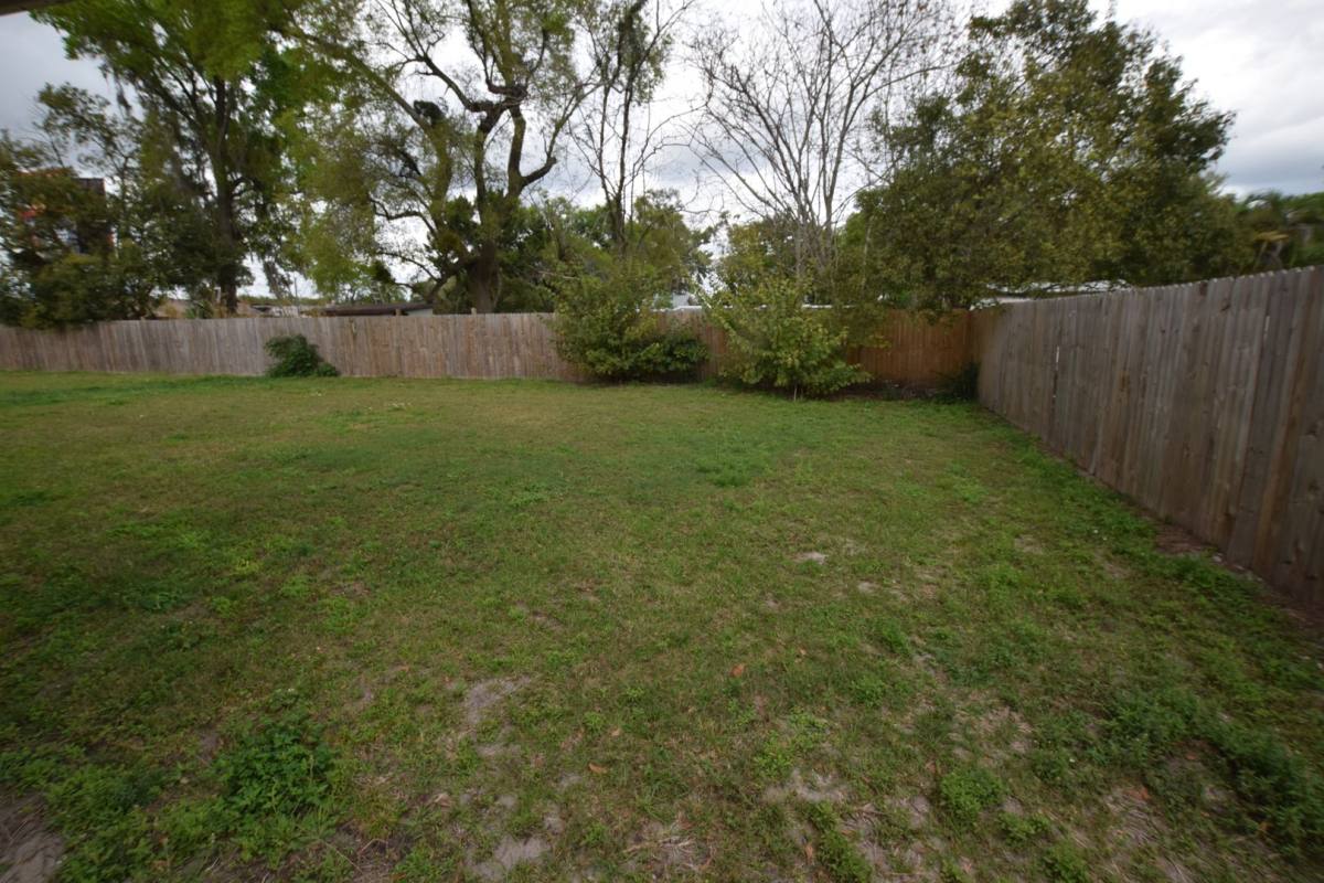 Apartment for rent at 1031 Royal Palm Ave, Orlando, FL 32809