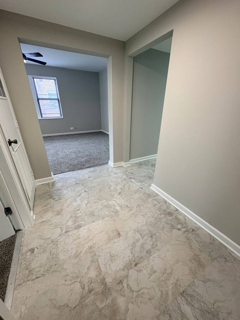 Apartment for rent at 5500 W Washington Blvd, Chicago, IL 60644