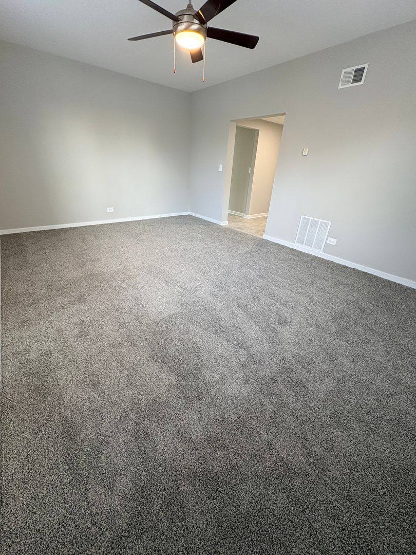 Apartment for rent at 5500 W Washington Blvd, Chicago, IL 60644