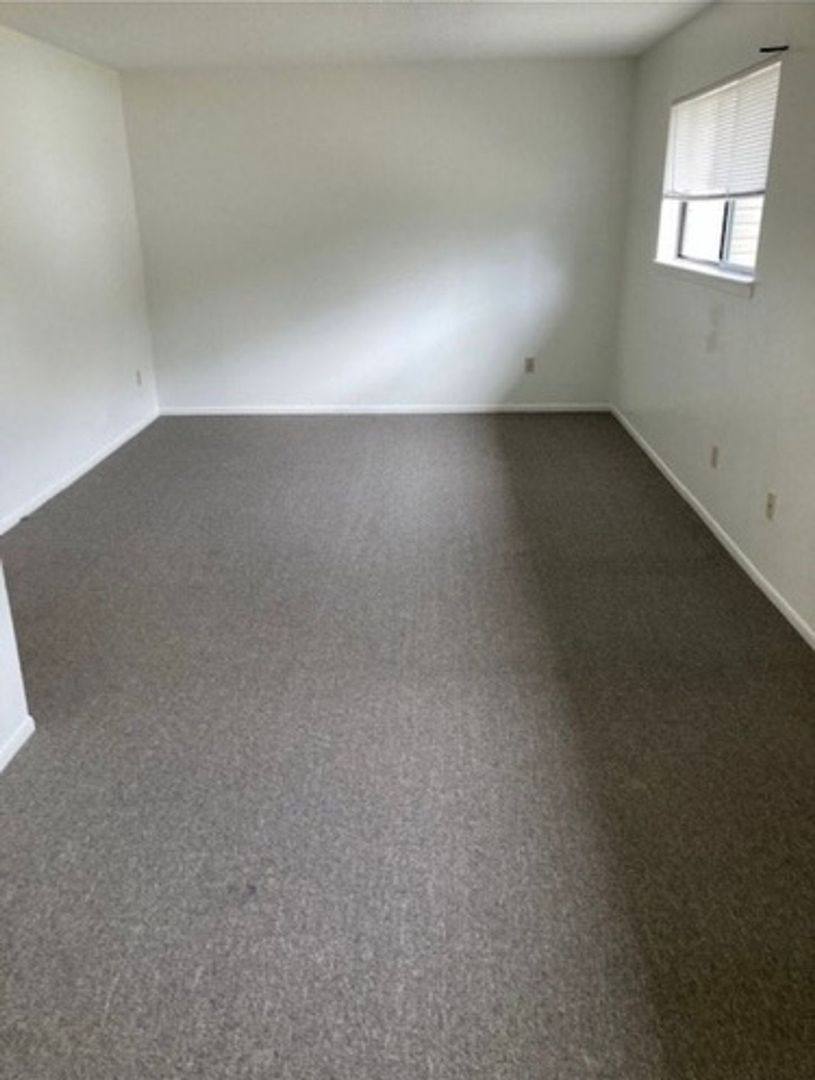 Apartment for rent at 1021 W Port St, Abbeville, LA 70510