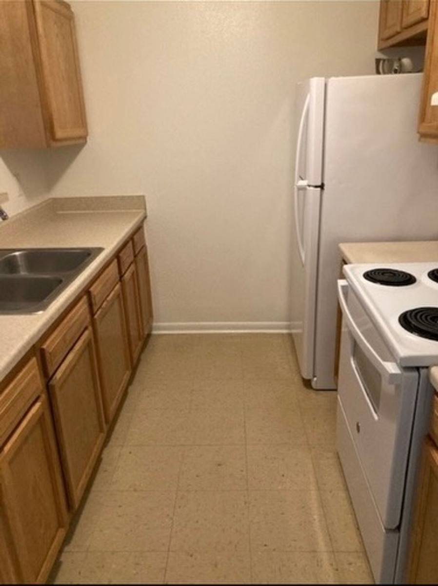 Apartment for rent at 1021 W Port St, Abbeville, LA 70510