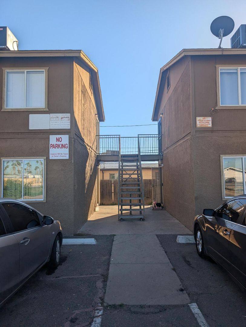 Apartment for rent at 7160 N 53rd Ave, Glendale, AZ 85301