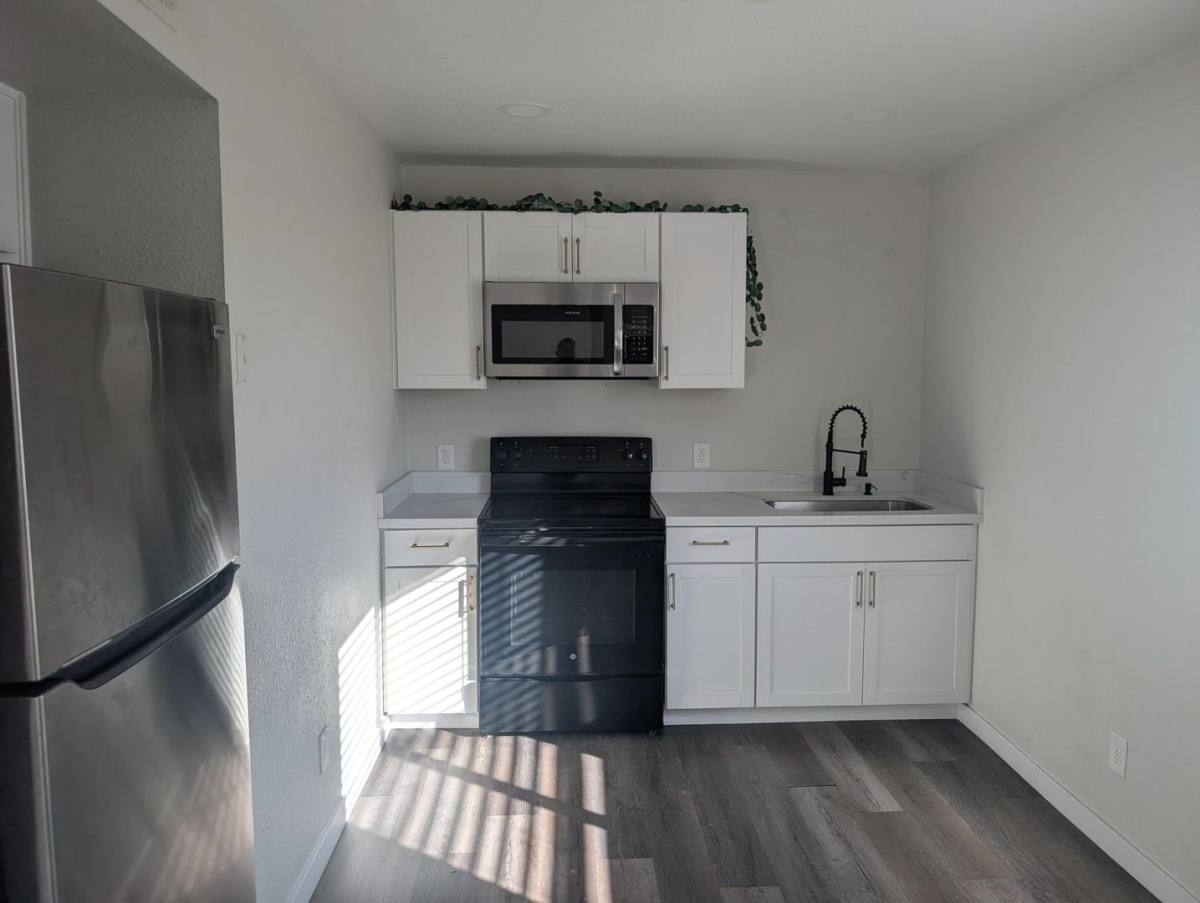 Apartment for rent at 7160 N 53rd Ave, Glendale, AZ 85301