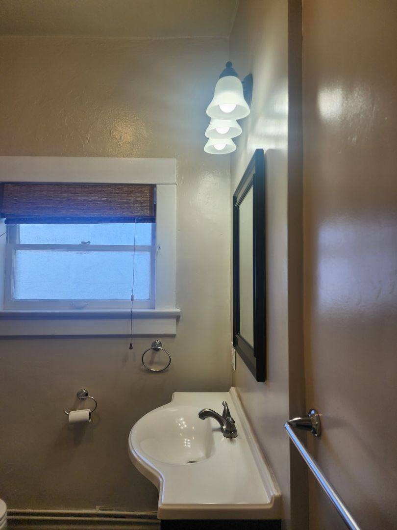 Apartment for rent at 2331 E St, San Diego, CA 92102