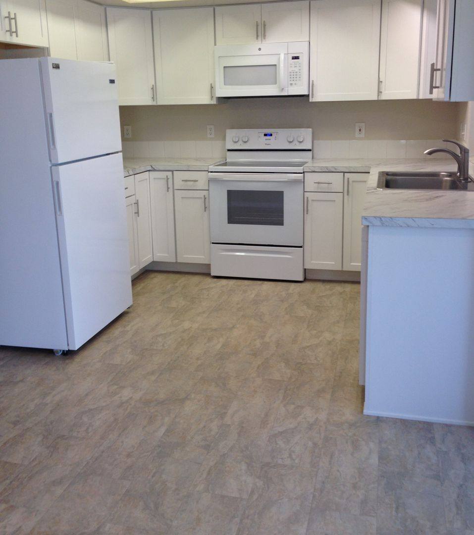 Apartment for rent at 115 117 119 121 & 135 137 139 141 NE Pine St, Madras, OR 97741