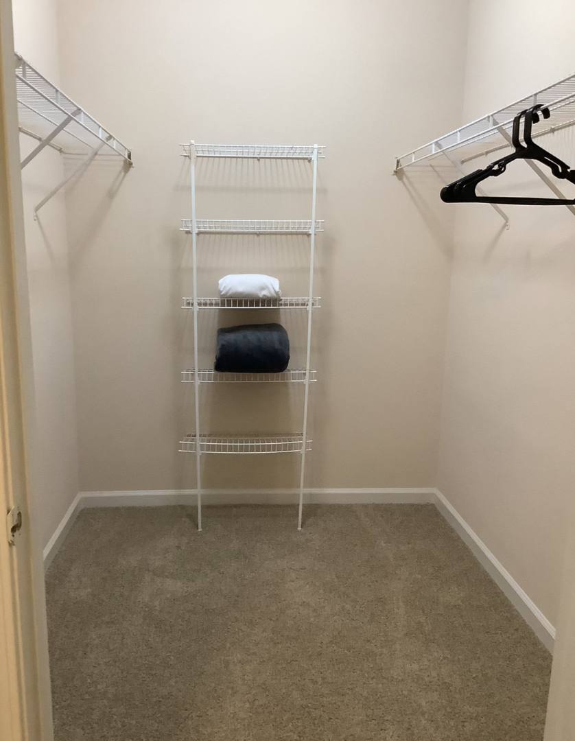 Apartment for rent at 2101 21st SE, Hickory, NC 28602